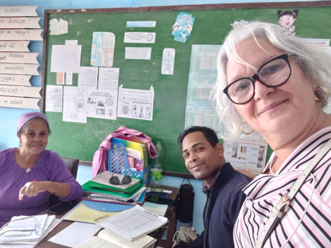 La comunidad universitaria de la <a href="/univrsdadvarona/">Universidad de Ciencias Pedagógicas E. J. Varona</a> se multiplica : actividades del movimiento de pioneros exploradores, trabajo comunitario, jornada productiva y más . 
#UniversidadCubana
#JuntosSomosMásFuertes