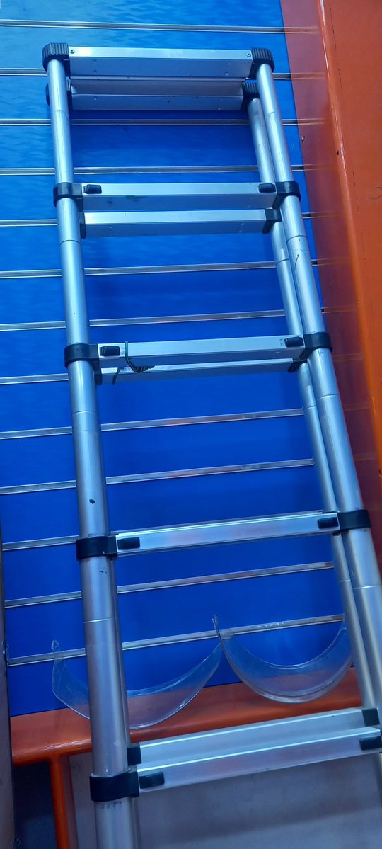 ksangas.b.proms....... tweet media