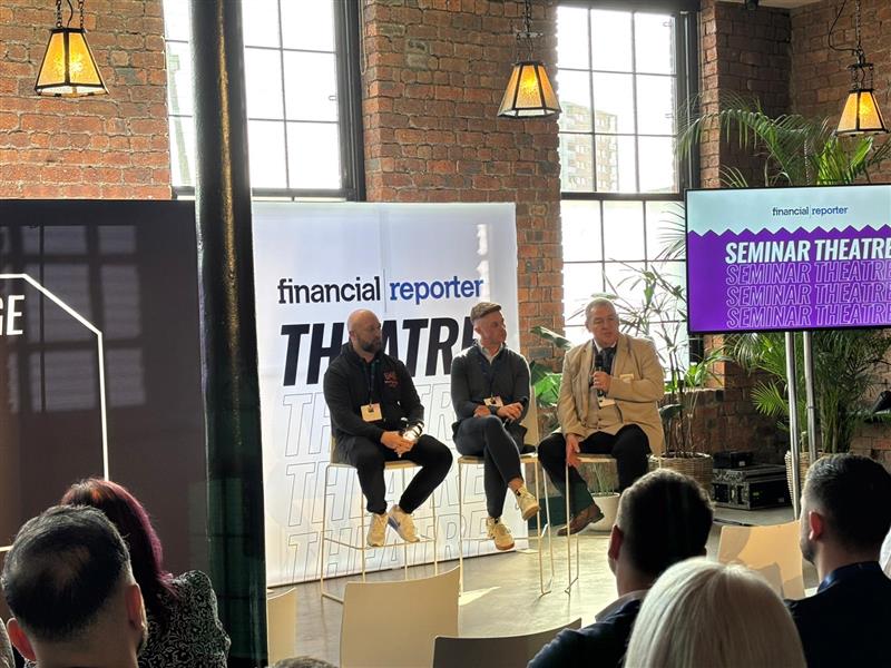 SortRefer tweet media