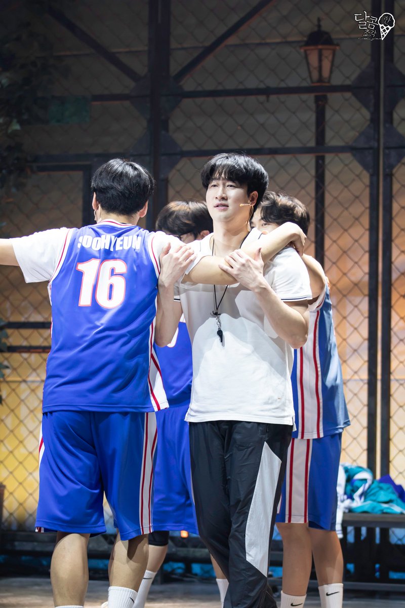 달콤 한 조각🍰 tweet media