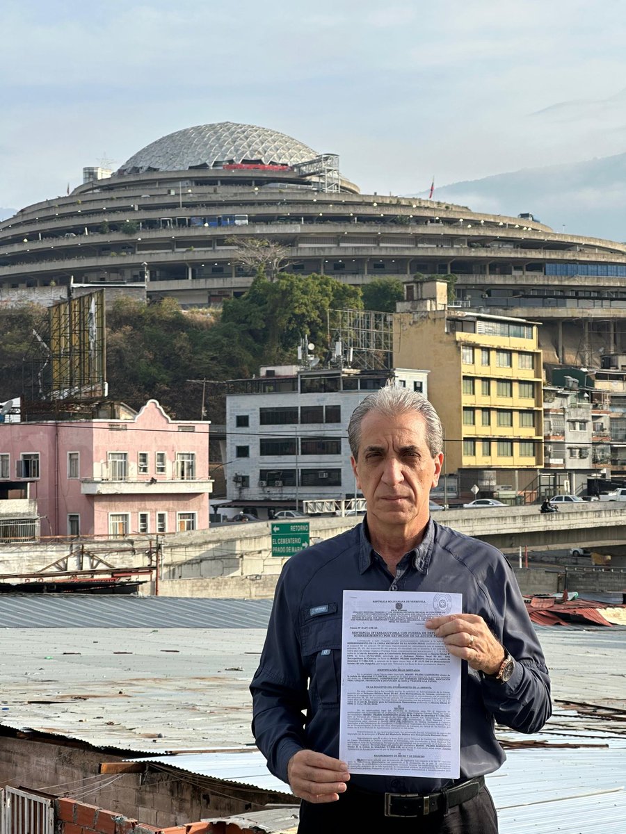 ¡LIBERTAD PLENA! ⛓️‍💥🇻🇪

Nuestro líder y coordinador nacional <a href="/BiagioPilieri/">Biagio Pilieri</a> se encuentra finalmente en libertad plena.

Luego de 569 días de injusta prisión y tras una excarcelación bajo restricciones, hoy se confirma el sobreseimiento de su causa.

Seguimos firmes exigiendo