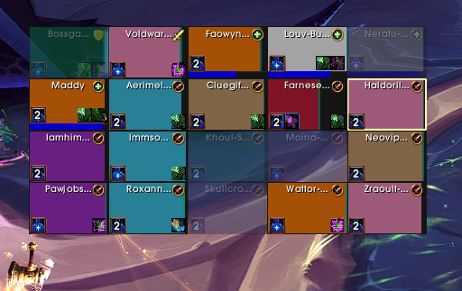 maddl29's tweet photo. Spot the dispell - default blizzard raidframes edition (debuff focused layout) https://t.co/LrZSLrUz12