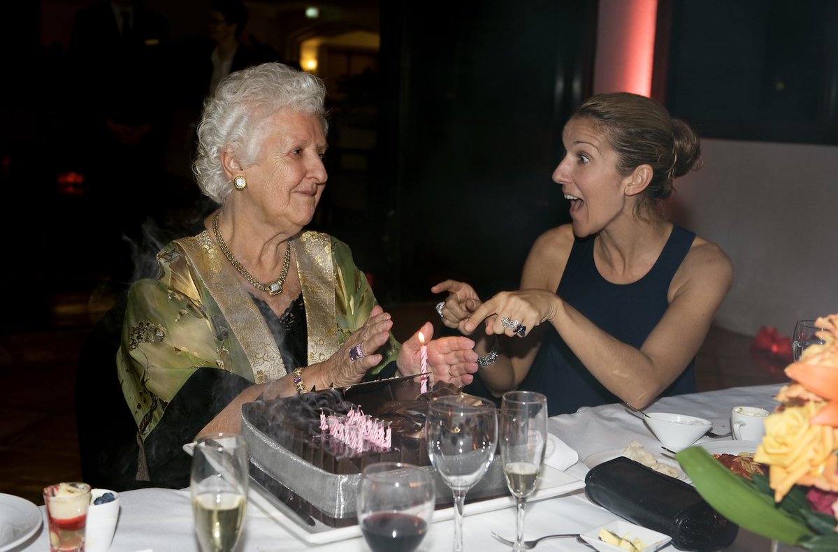 Celine Dion tweet media