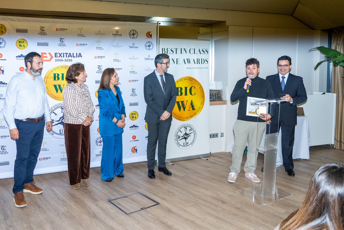 bodegaselparaguas tweet media