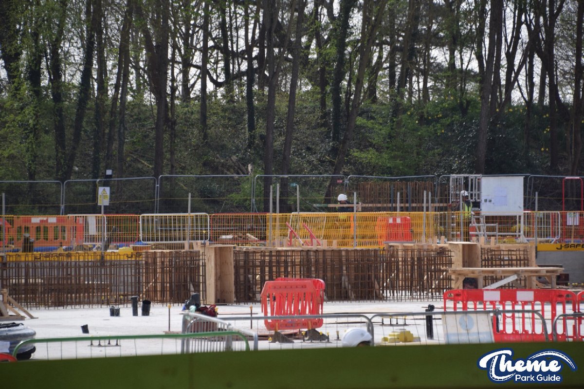 Theme Park Guide tweet media