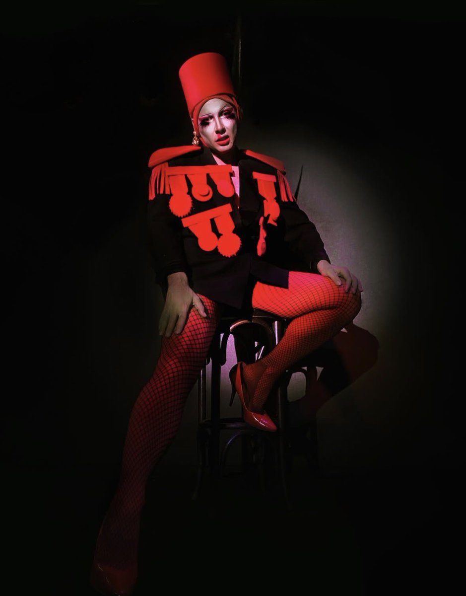 Drag Crave tweet media