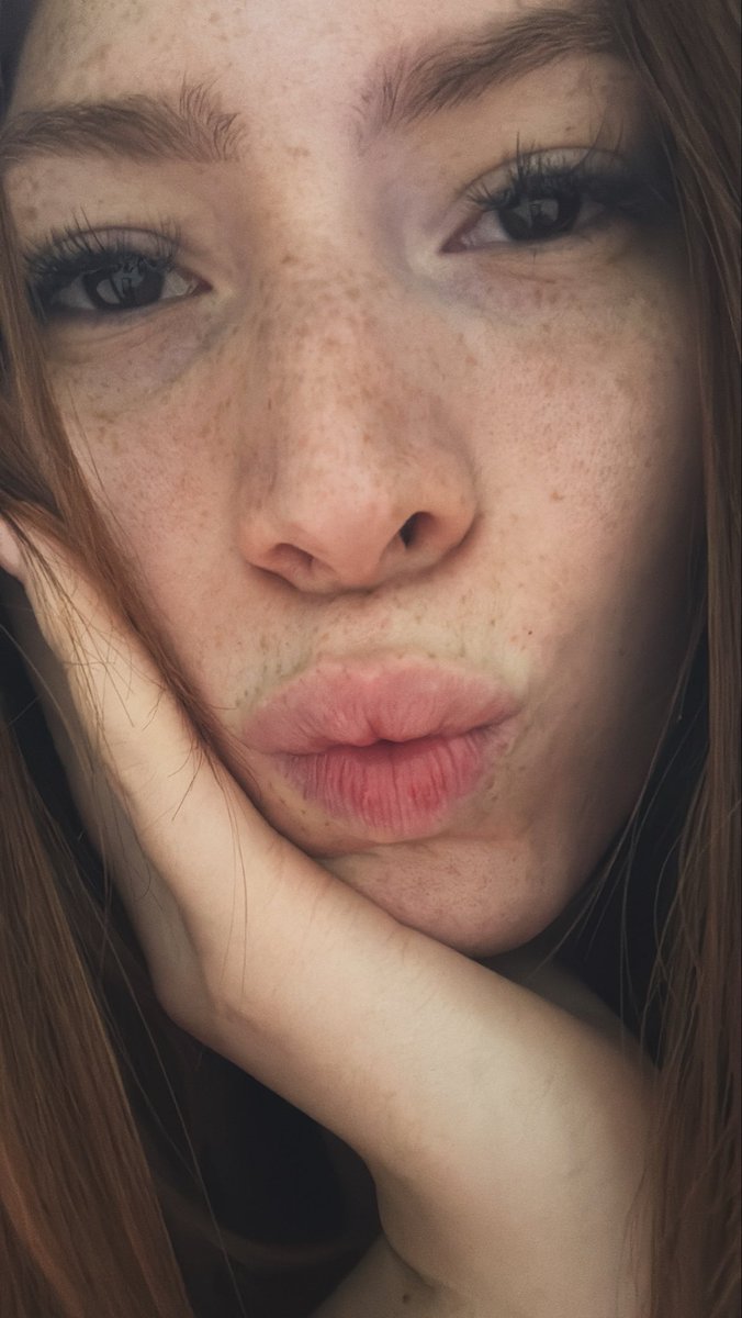 _gingercherry's tweet photo. Give me a kiss for every freckle you see 🤭😘 https://t.co/YFQUJTOoa5