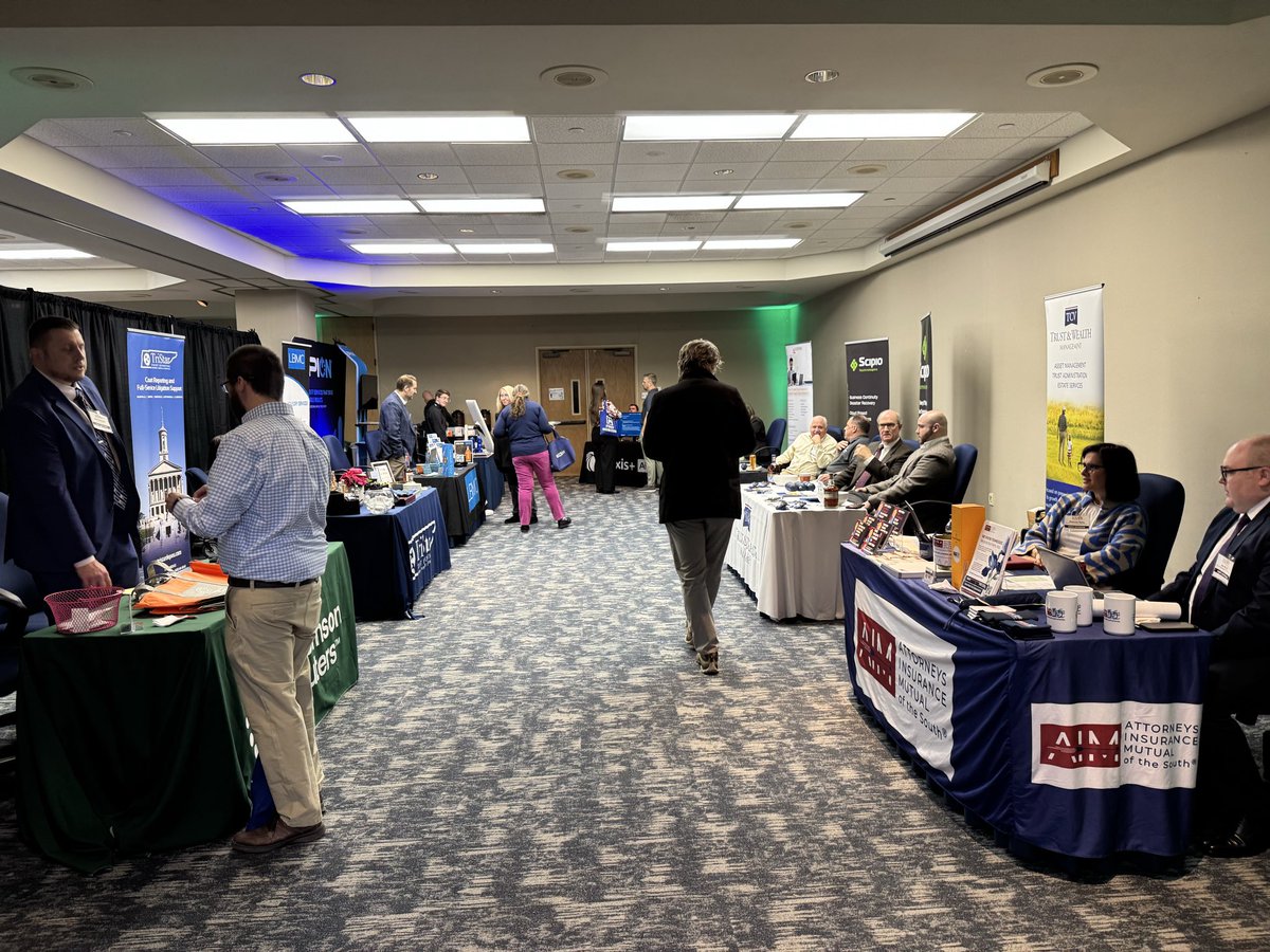UTConferences's tweet photo. This week, the Knoxville Bar Expo took place at the UT Conference Center. 

We provided our on-site catering for breakfast and lunch for about 100 participants. 

We would love to host your next event! Contact us today! https://t.co/Z9oVHfcySd