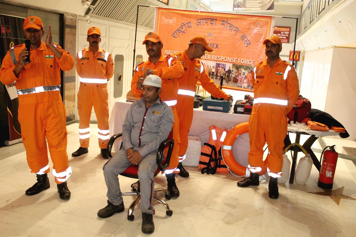 16 NDRF Delhi tweet media