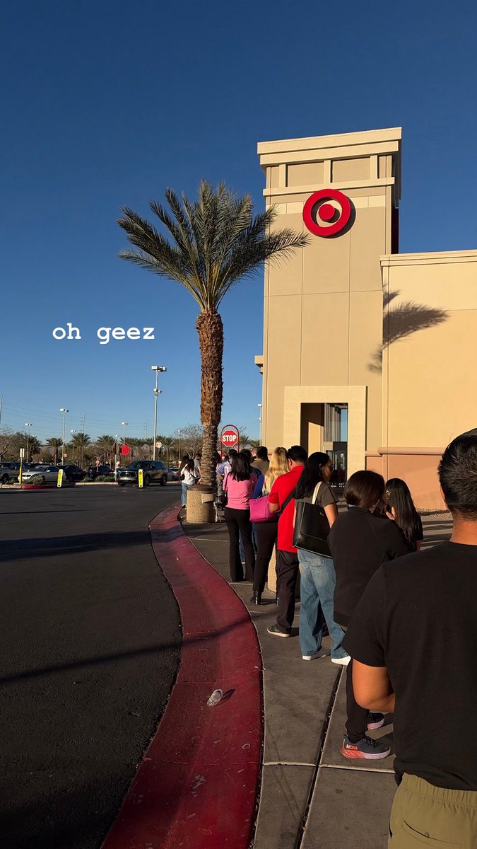 ₇ 𝖇𝖗𝖎𝖓𝖎⁷ 🪭 tweet media