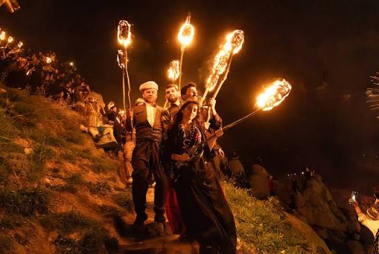 ئیلام مەڵکشای (ئاوابوون) tweet media