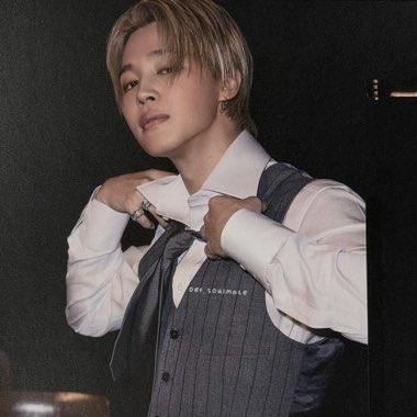 If he’s gonna look at me like that I will not be held responsible for the bodily fluids that will leave me