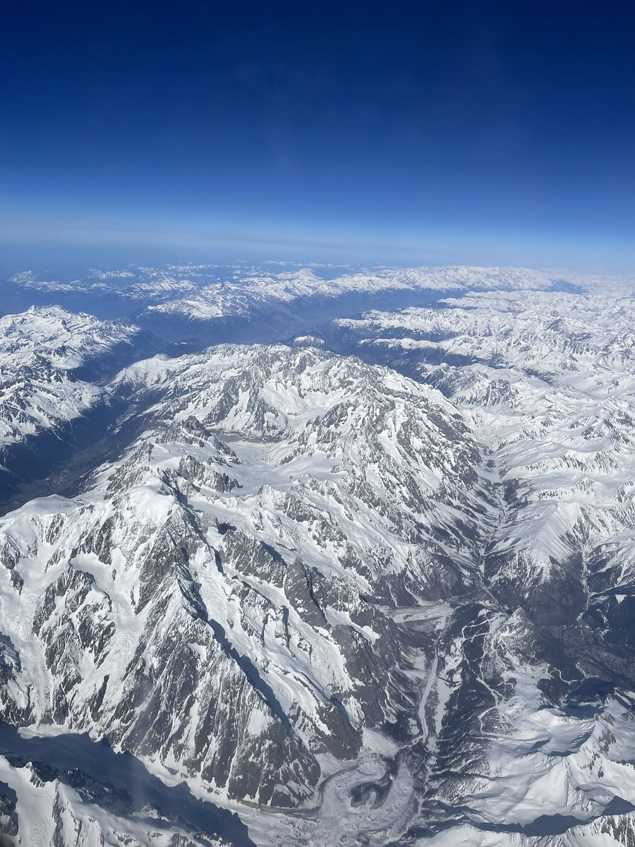 A 38.000 ft. ✈️ tweet media