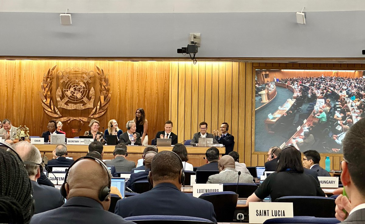 Charles Darwin Foundation-Fundación Charles Darwin tweet media