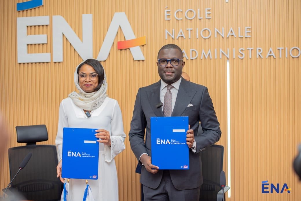 PLUSINFO.CD tweet media