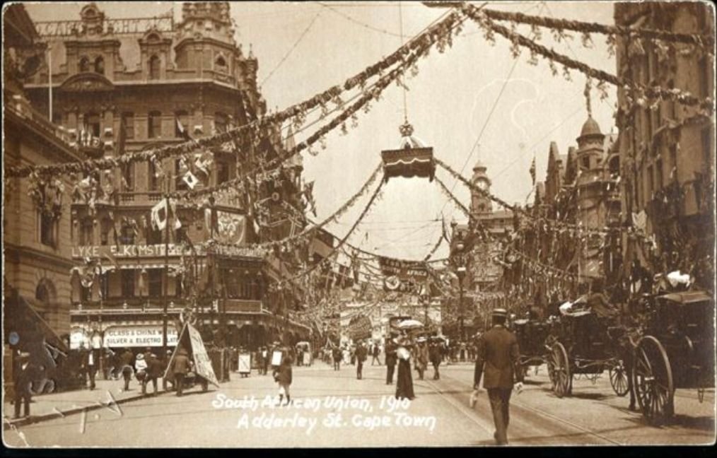 Mike the Warthog tweet media