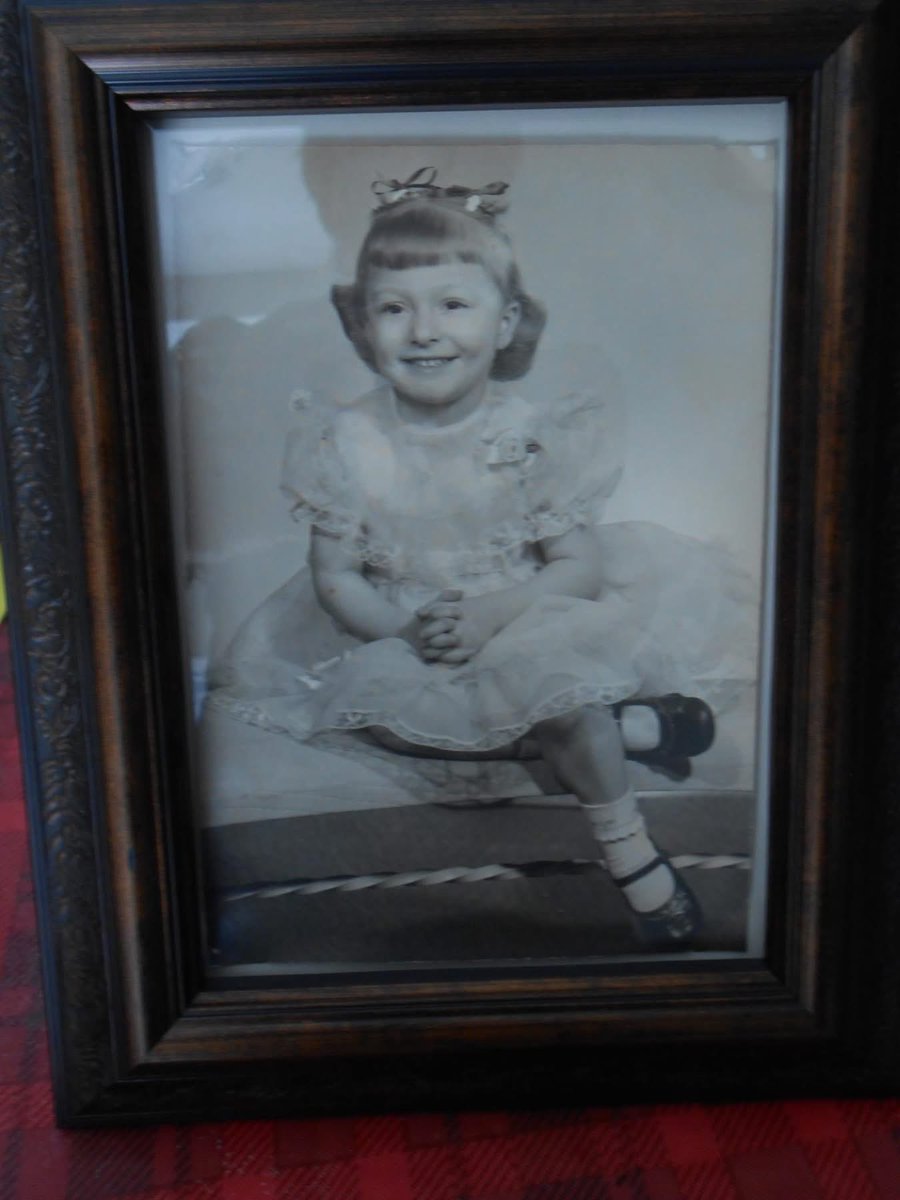 Julie Threlfall tweet media