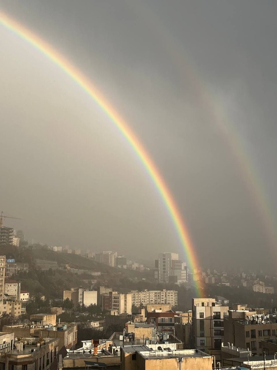 نوروز ۲۵۸۵ بر همه ایرانیان اصیل مبارک