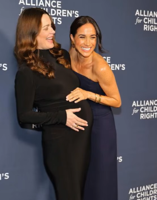 Grace Bloom tweet media