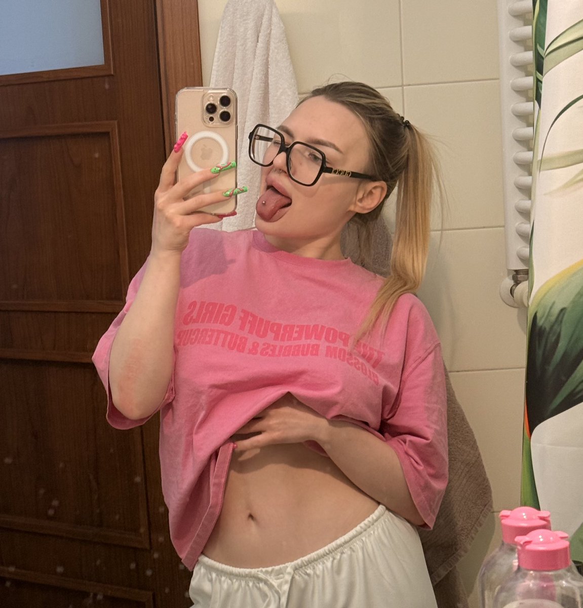 катя (пикми) соска tweet media