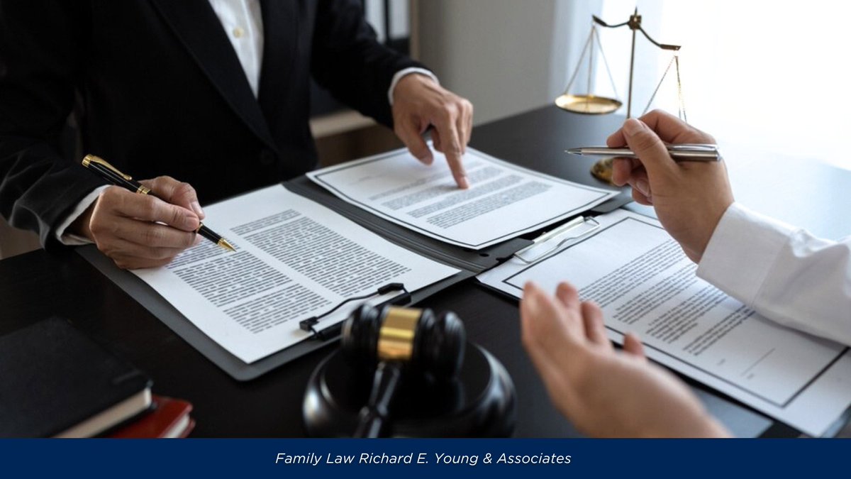 REYFamilyLaw's tweet image. Book a #strategysession to get real clarity on your case. In your session, we review your documents, break down support, and map out a clear plan tailored to your case. Hands-on, no guesswork—just practical #legal direction so you know exactly what to do next. 

 #FamilyLawFirm