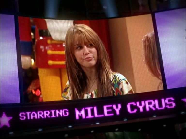 Sitcom People tweet media