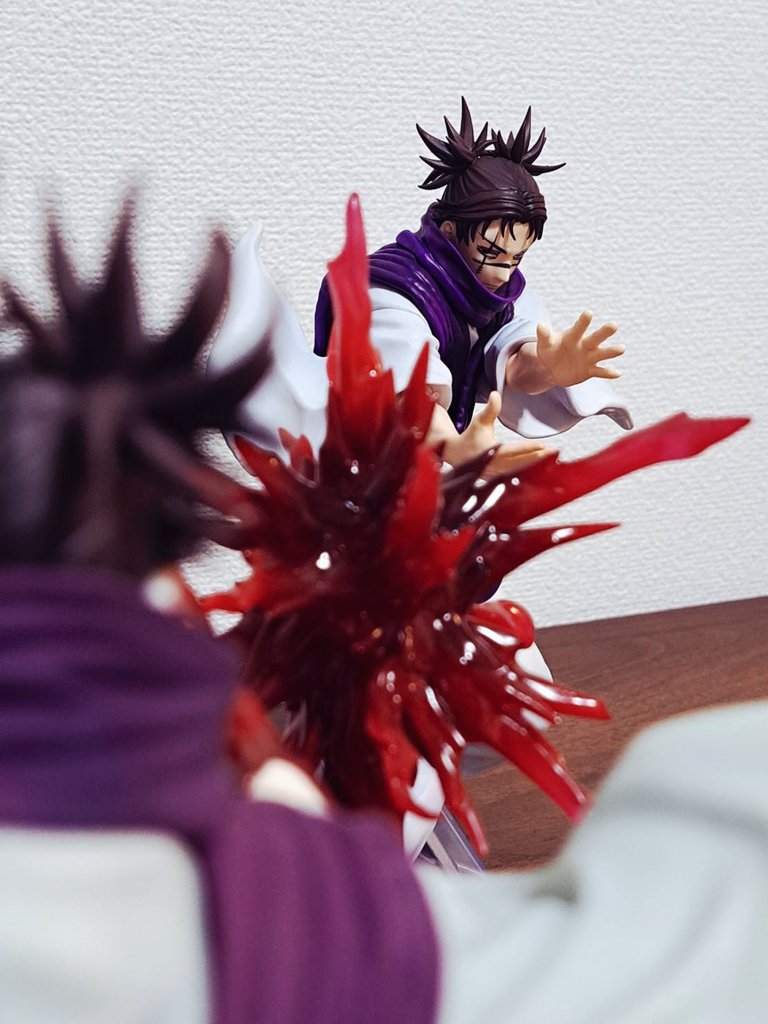 脹相のフィギュアゲットした！！かっこいい！！！
前に出た脹相フィギュアも持っていたのでミラー対決させてみました

 #呪術廻戦
