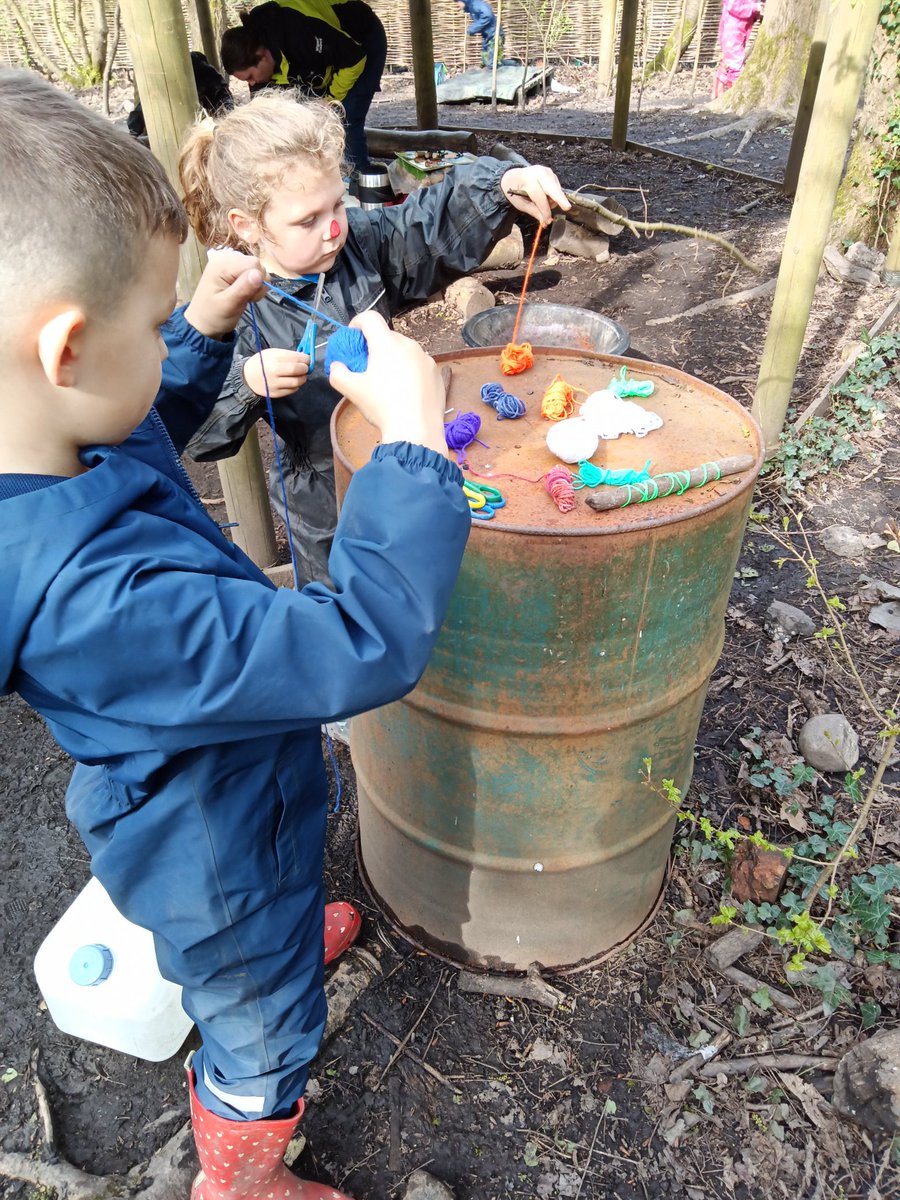 Miss Dennett tweet media