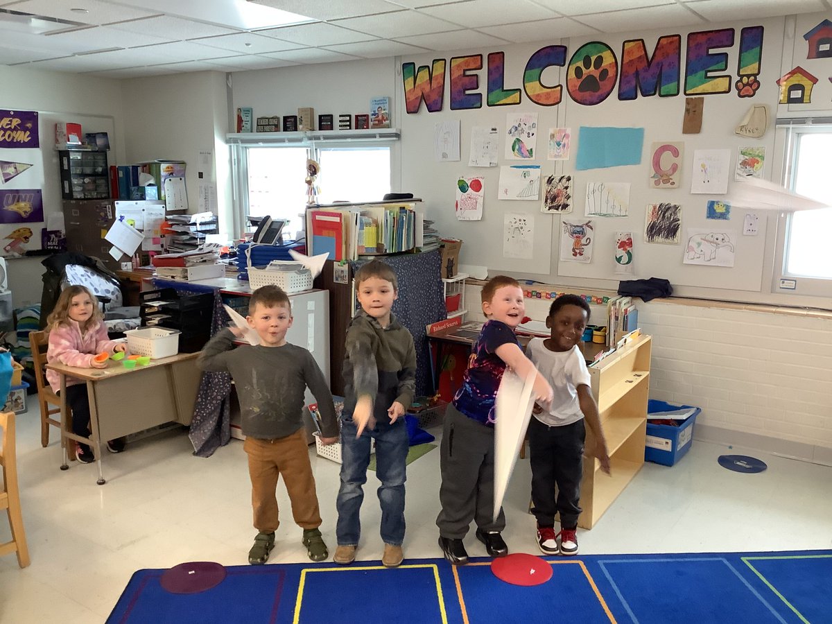 West Delaware School tweet media