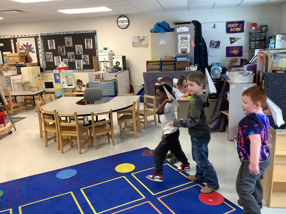 West Delaware School tweet media