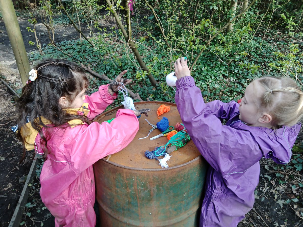 Miss Dennett tweet media