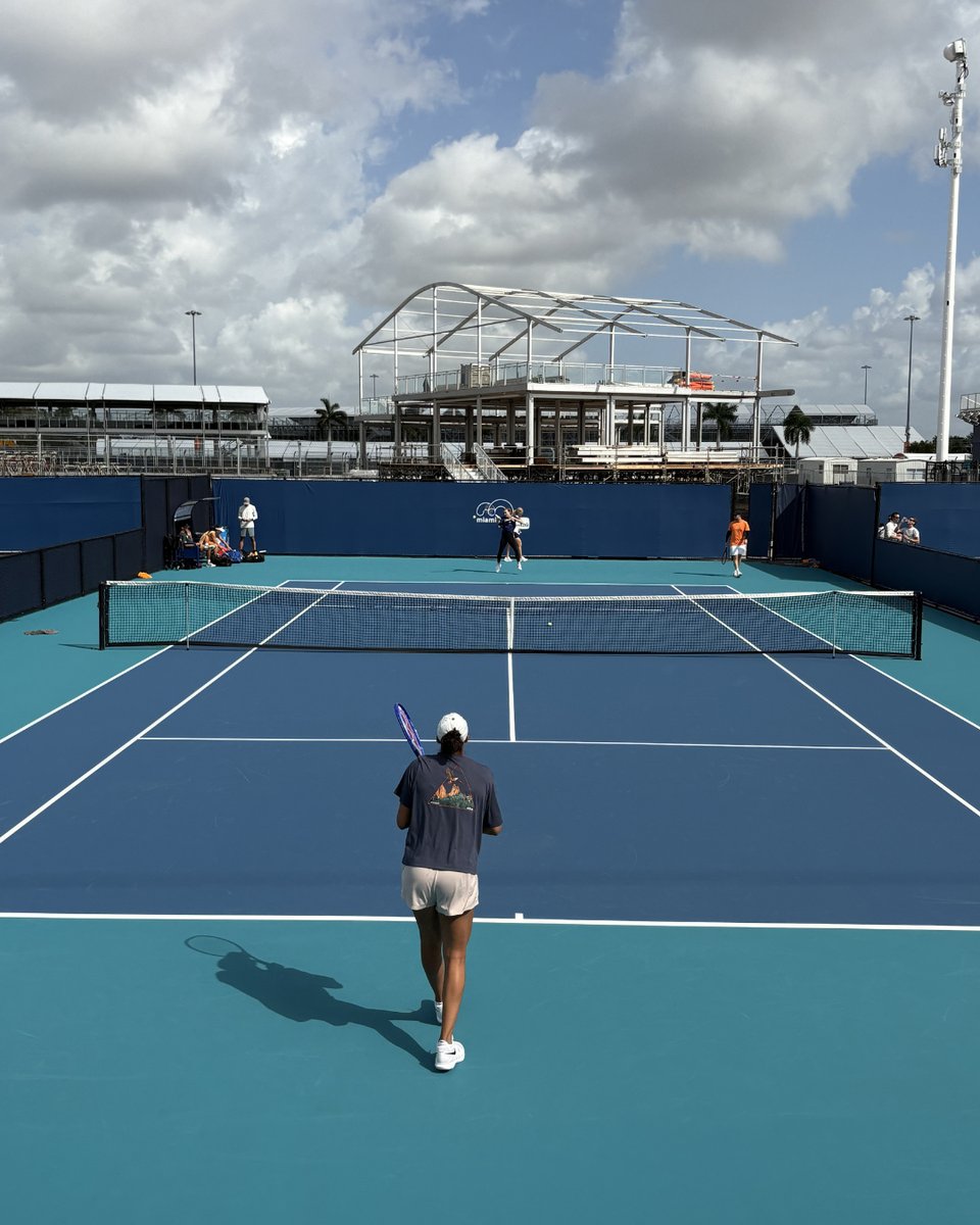 thornehealth's tweet photo. We’re proud to be the Official Vitamins, Minerals &amp; Supplements Partner of the Miami Open. At this level, matches are won in the margins - in preparation, recovery, and what athletes put in their bodies.⁠ #onlyThorne https://t.co/R6on4xvNfG