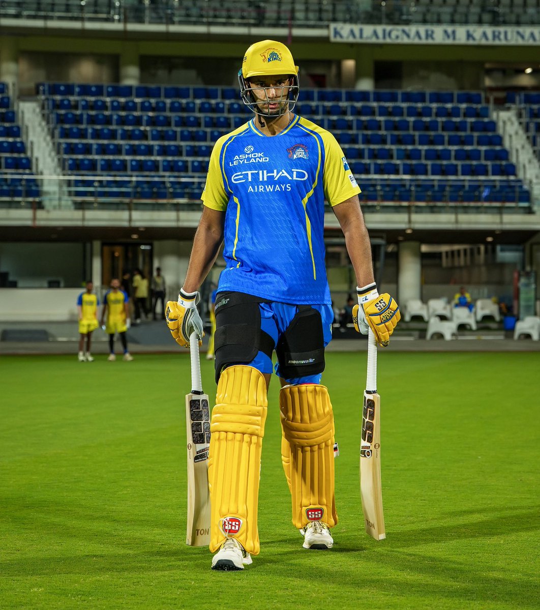 CSK Fans Army™ tweet media