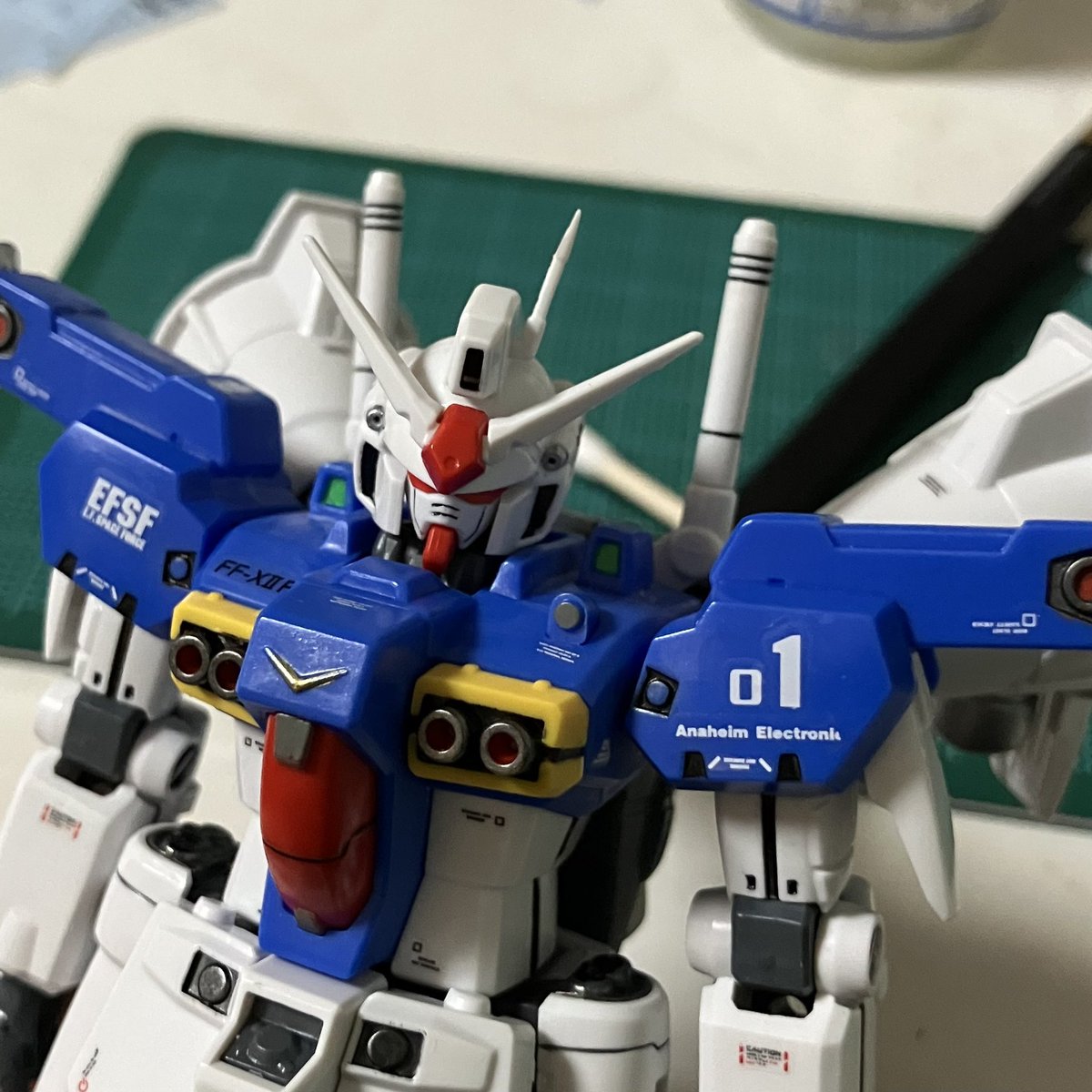 kaedamMk9753's tweet photo. GP01とジムカスタムの進捗

デカールワークはひとまずGP01が完了。
明日はジムカスタム！

#ガンプラ #プラモデルライフ 
#ガンプラ好きな人たちと繋がりたい https://t.co/B6LIhpujs9
