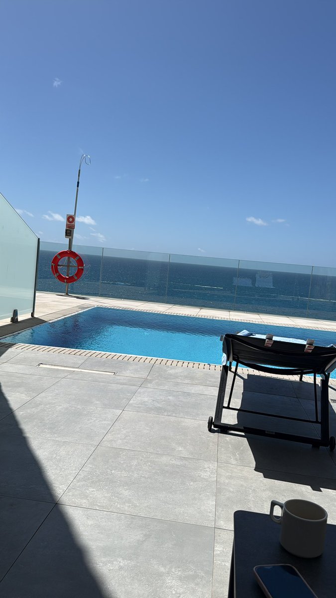 the original Grumpy Git tweet media