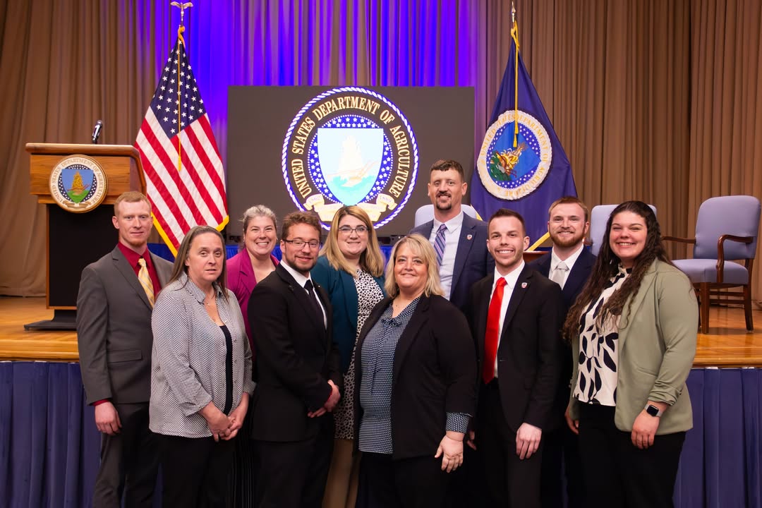 WIFarmBureau's tweet photo. Nearly 20 Farm Bureau members and staff were in Washington, D.C. this week to advocate for Wisconsin farmers. The trip marked the completion of the WFBF Leadership Institute, a year-long leadership training program available to Wisconsin Farm Bureau members.

The program is sponsored by the Wisconsin Farm Bureau Foundation and in part by the Wisconsin Soybean Marketing Board. Read more about their trip: https://t.co/EZ0jxQZLcH