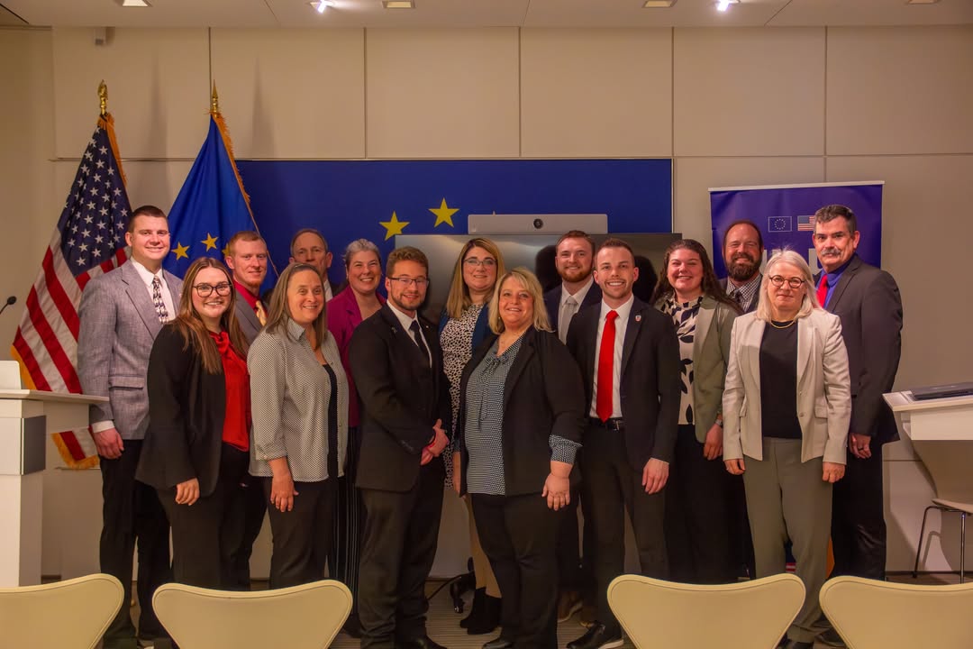 WIFarmBureau's tweet photo. Nearly 20 Farm Bureau members and staff were in Washington, D.C. this week to advocate for Wisconsin farmers. The trip marked the completion of the WFBF Leadership Institute, a year-long leadership training program available to Wisconsin Farm Bureau members.

The program is sponsored by the Wisconsin Farm Bureau Foundation and in part by the Wisconsin Soybean Marketing Board. Read more about their trip: https://t.co/EZ0jxQZLcH