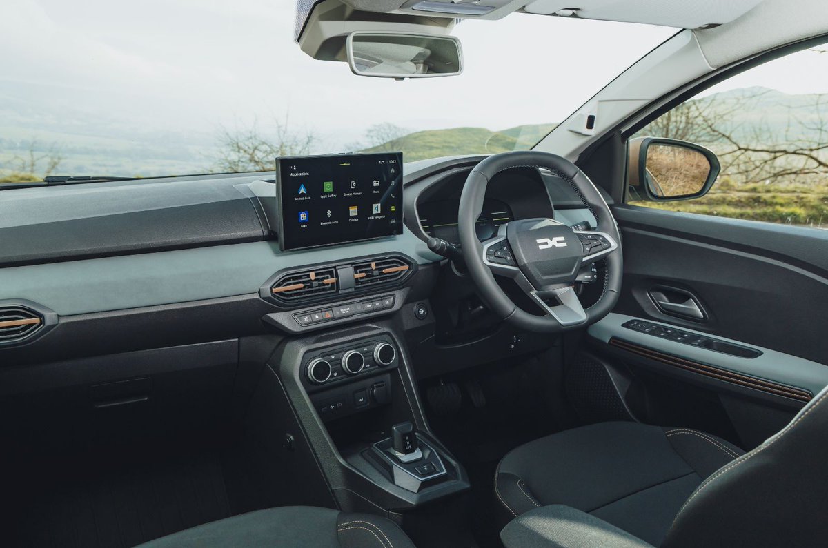 What Car? tweet media