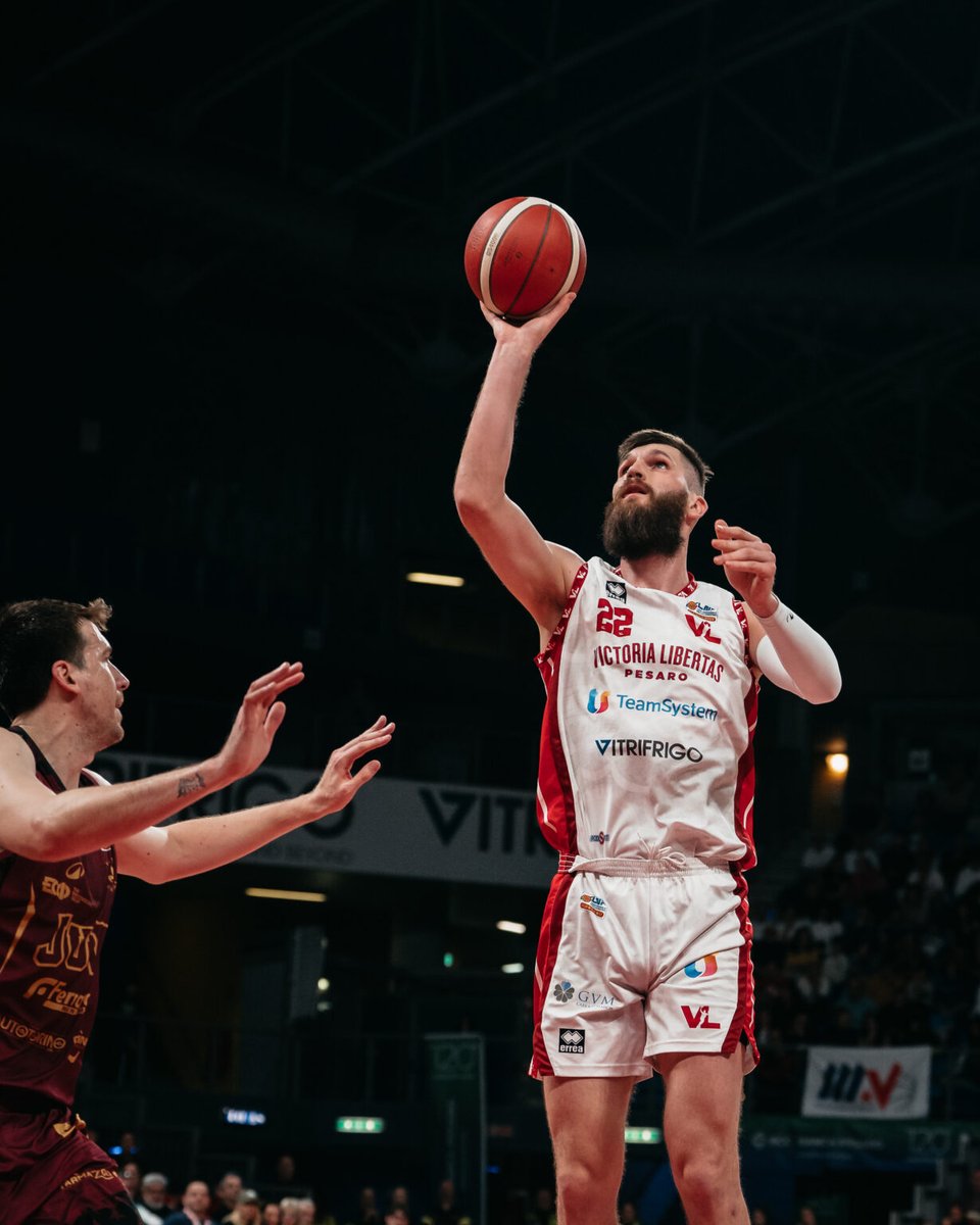 VL Pesaro Basket tweet media