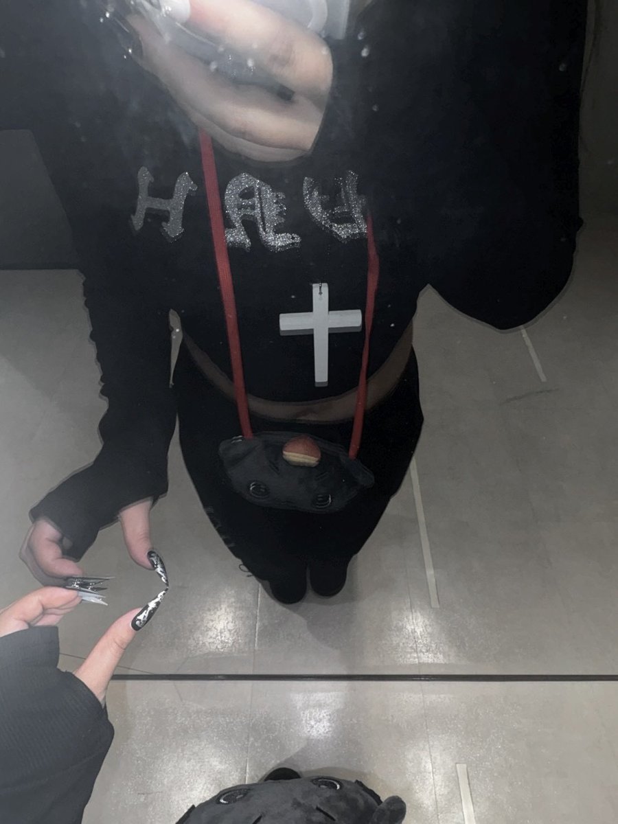 리군*.+ﾟ tweet media