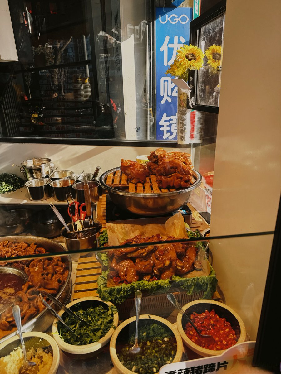 Jacinda Bertha tweet media