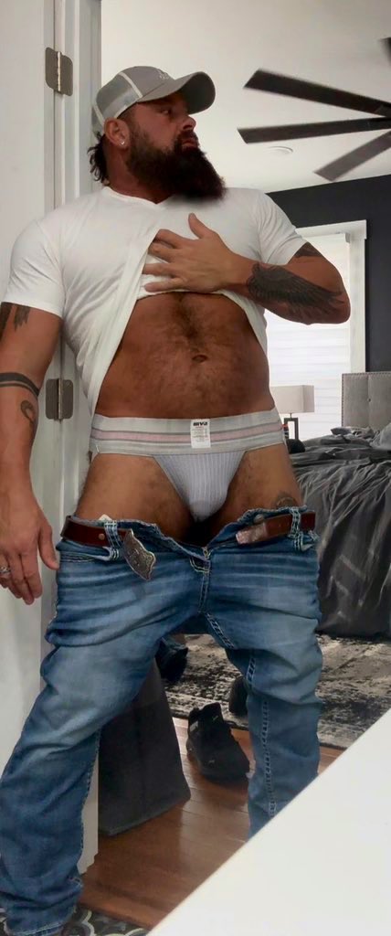 Bearded Guys XXX 😈 tweet media