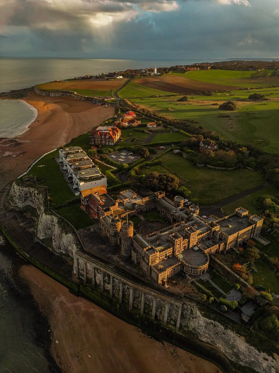 CommunityAd Ltd tweet media