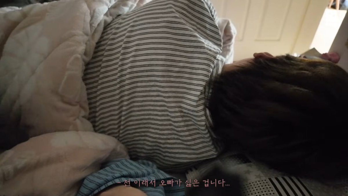 GOMGOM 🐻 tweet media