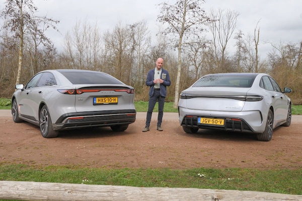 AutoWeek tweet media