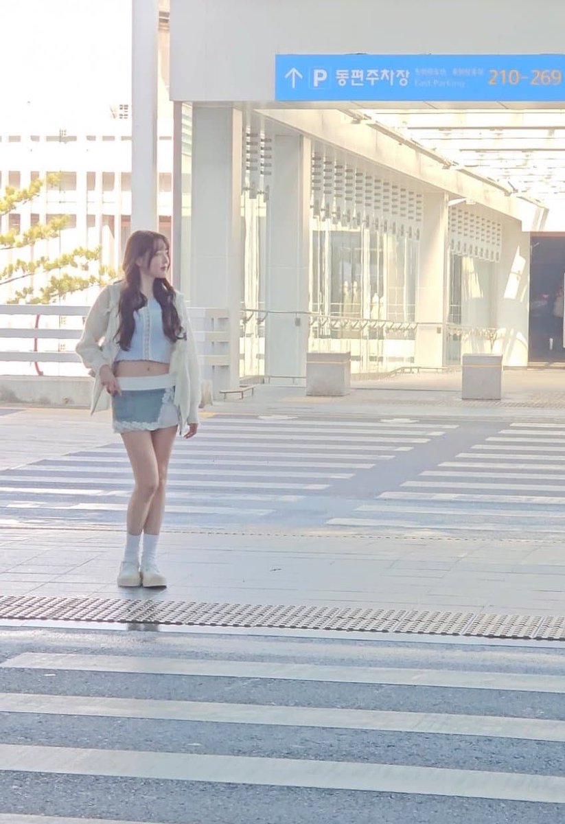 finky0611's tweet photo. 1년전 오늘 여자친구 https://t.co/HfwPGF1M8S