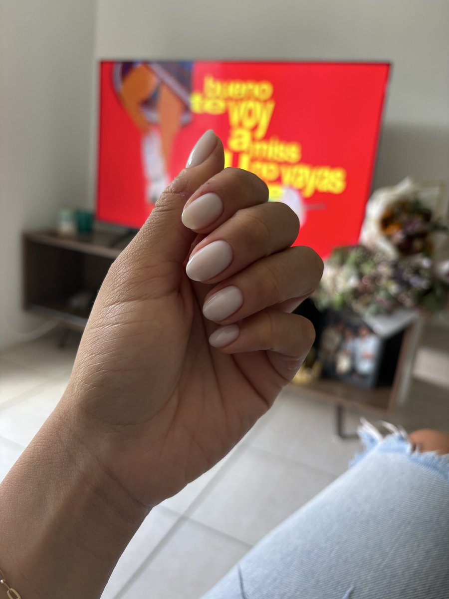 Uñitas de este mes.