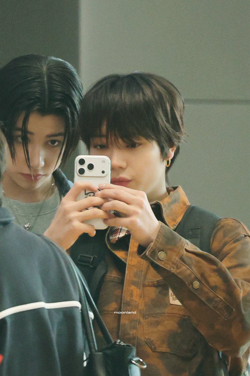 Ohyuuil's tweet photo. Foto dulu bersama adek @palouisgada https://t.co/Aakp5o4WKx