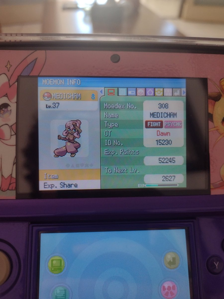 Emanuelily tweet media