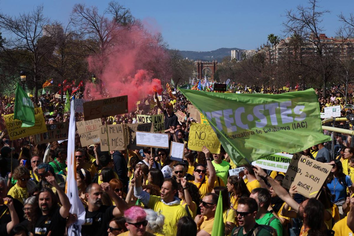 Diari de l'Educació tweet media